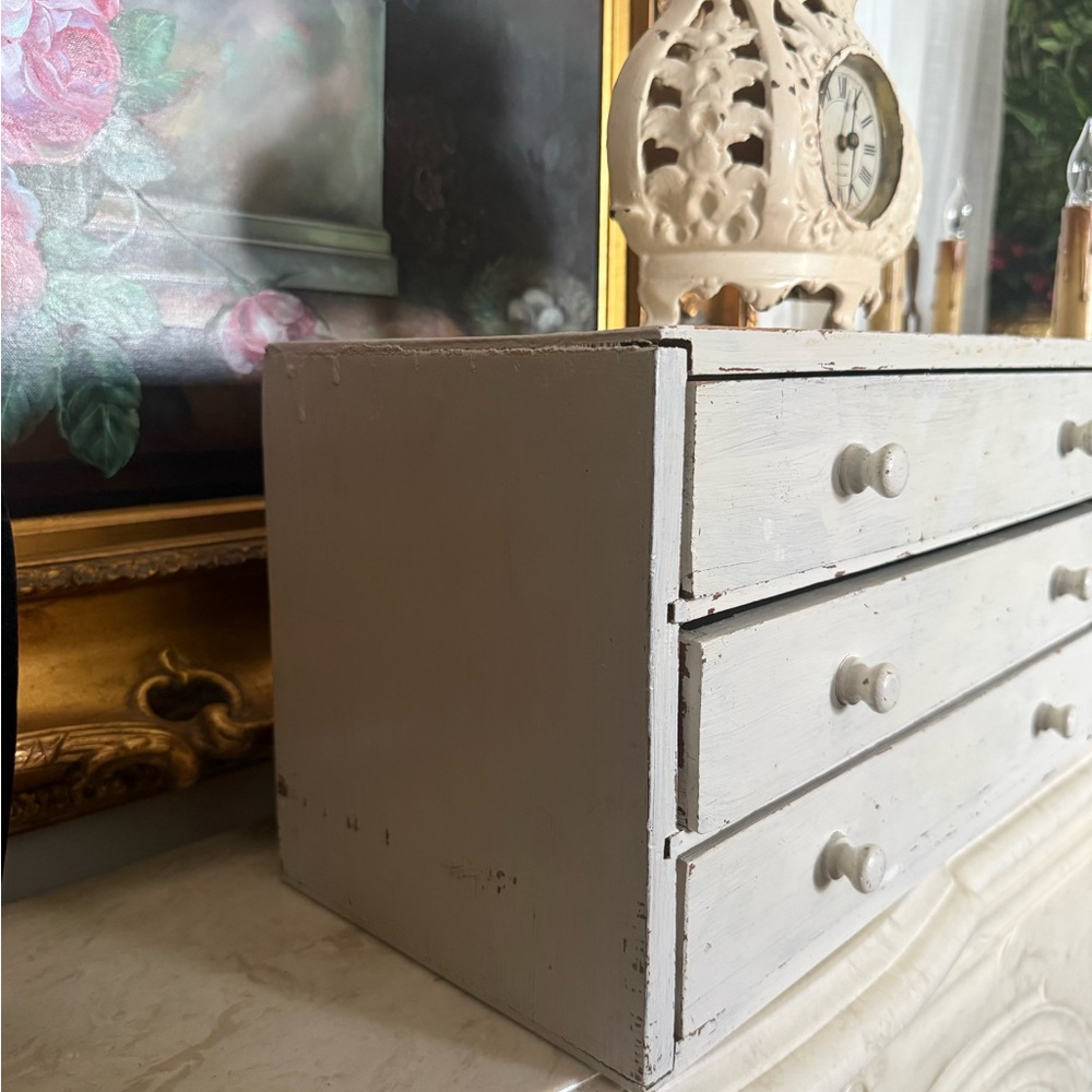 Shabby Chic White Three-Drawer Organizer - Picture 3 of 6